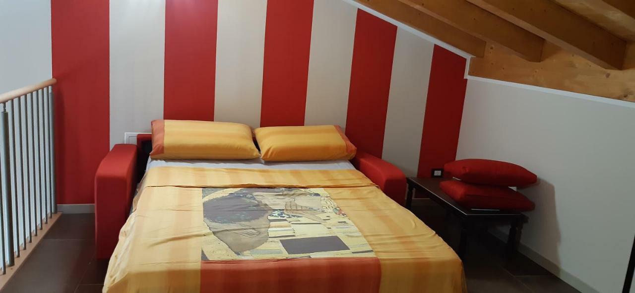 Dimora Rosso San Zeno - Wifi Veloce E Adatto Per Famiglie Verona Ngoại thất bức ảnh