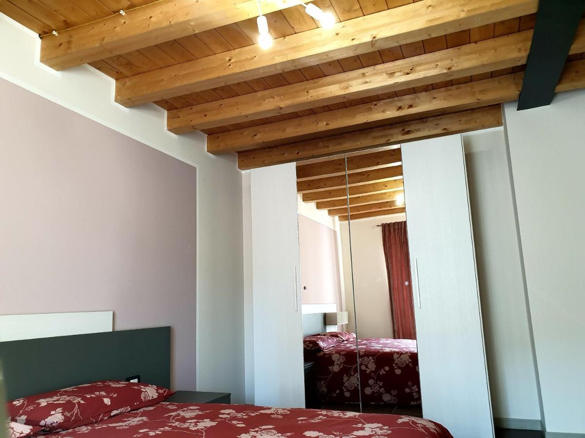 Dimora Rosso San Zeno - Wifi Veloce E Adatto Per Famiglie Verona Ngoại thất bức ảnh